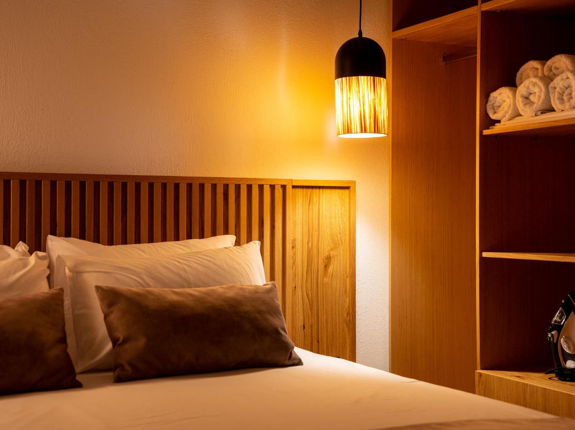 Antony'S Luxury Apartments นิกิติ ภายนอก รูปภาพ